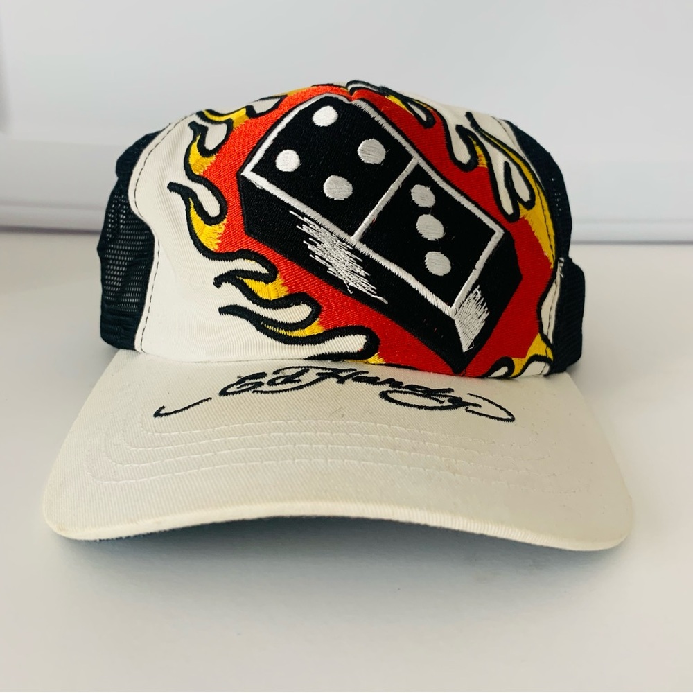 ED HARDY SNAPBACK CAP
